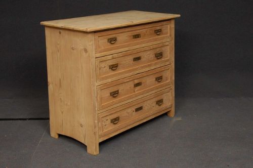 Antique Pine Chest of Drawers