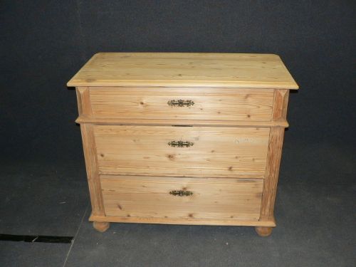 Danish Antique Pine Chest of Drawers.