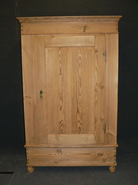 Antique Pine Wardrobe Which Dismantles for Delivery.