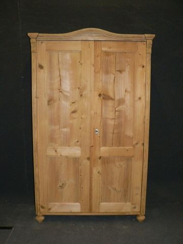 Antique Pine Cupboard/children's Wardrobe (Does Not Dismantle)