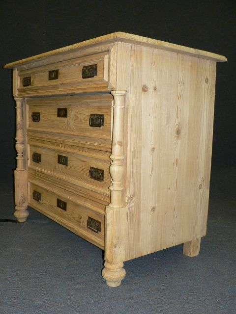 Antique Pine Chest of Drawers