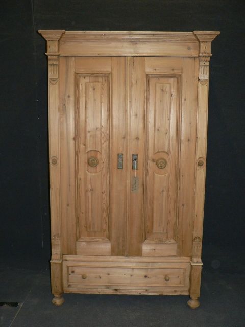 Small Antique Pine Wardrobe - Cupboard