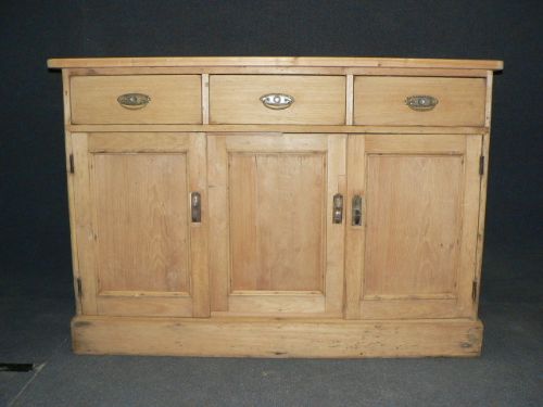 Victorian Pine Base with 3 Doors