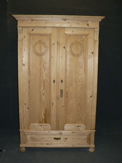 Small One Piece Antique Pine Wardrobe.