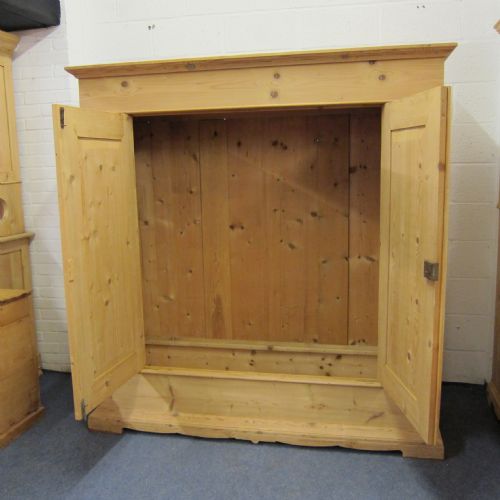 fig 1. Large antique pine wardrobe which dismantles (a2909d)