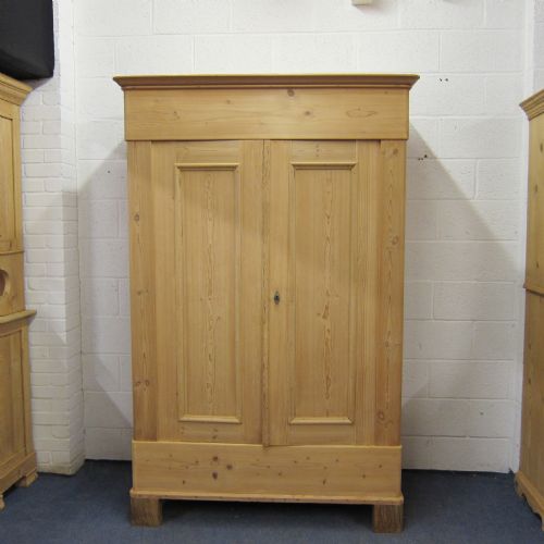 Antique Pine Wardrobe - Dismantles