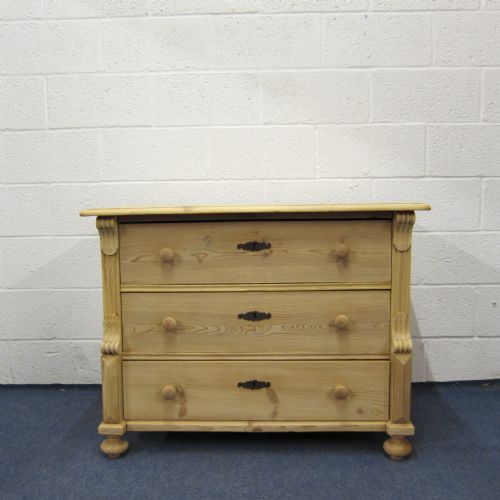 Small Old Pine Chest of Drawers