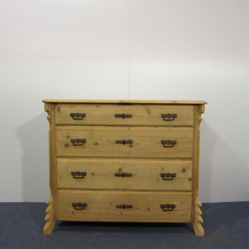 4 Drawer Antique Pine Chest of Drawers