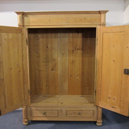 fig 1. Old pine double pine wardrobe (dismantles)