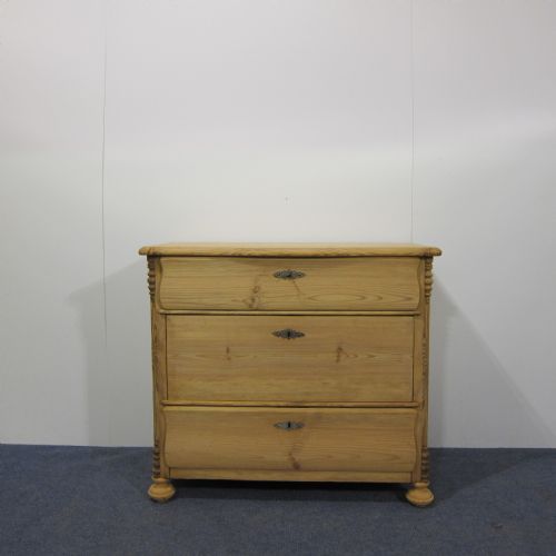 Small Antique Pine Chest of Drawers