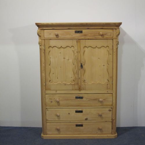 Small Old Pine Linen Press