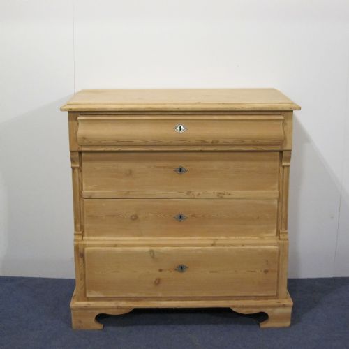 Antique Pine Chest of Drawers