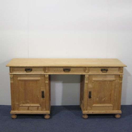 Old Pine Pedestal Desk