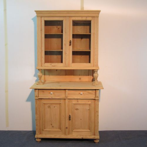 Old Pine Dresser