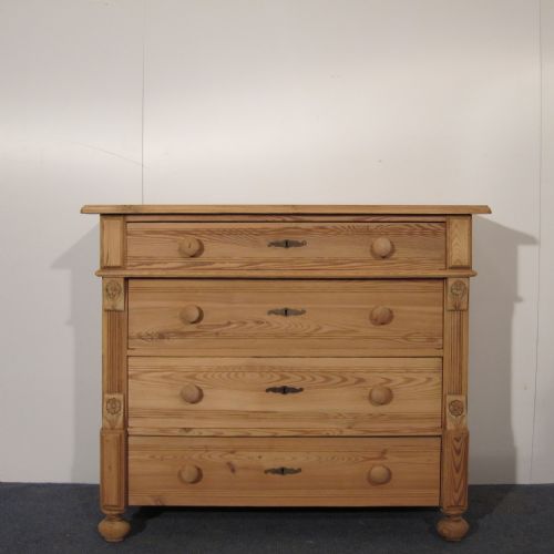 Antique Pine Chest of Drawers