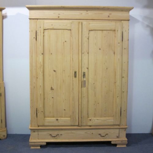 fig 1. Classic Continental Antique Double Door Wardrobe c.1910