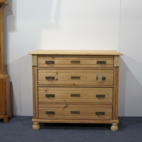 Lovely Condition Antique 4 Drawer Chest of Drawers C.1915