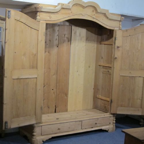 fig 2. Beautiful Large Antique