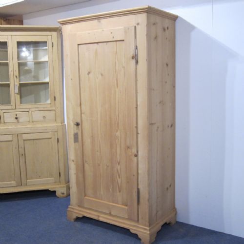 fig 2. Antique Pine Single Wardrobe c.1900