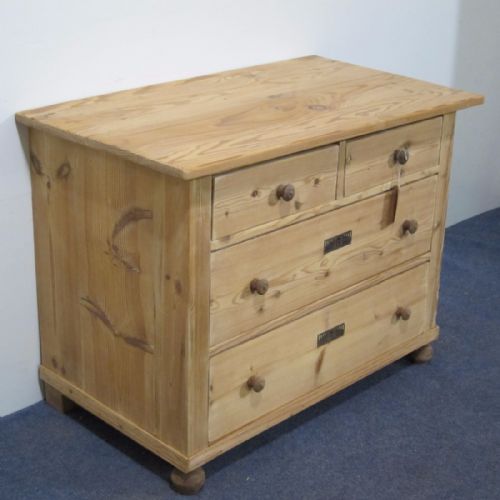 fig 2. Small Antique Pine Chest of Drawers c.1920's
