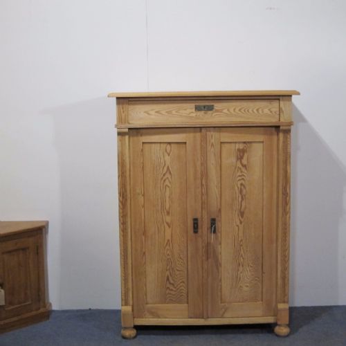 Very Useful Antique Storage / Linen Cupboard C.1915