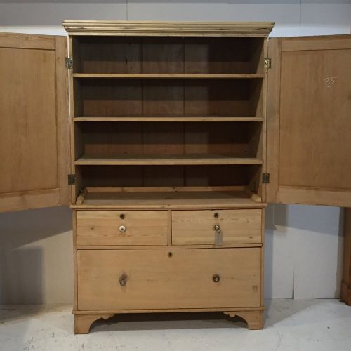 fig 1. Victorian Pine Linen Press
