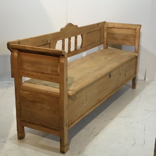 fig 1. Large 19th Century Old Pine Settle with Storage Seat