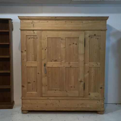 Very Large 19th Century Pine Cottage Wardrobe