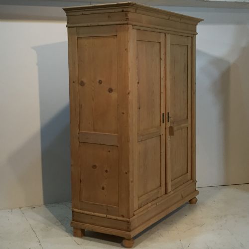 fig 1. Large Old Pine