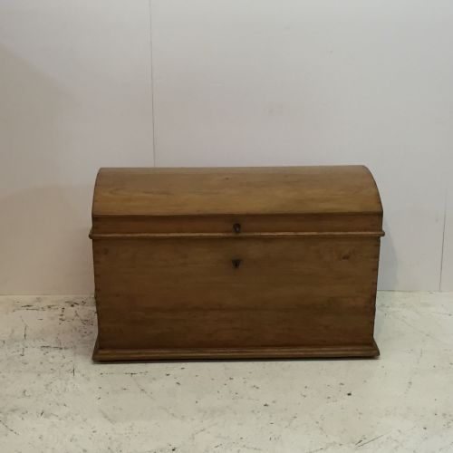 Large Antique Pine Polished Chest