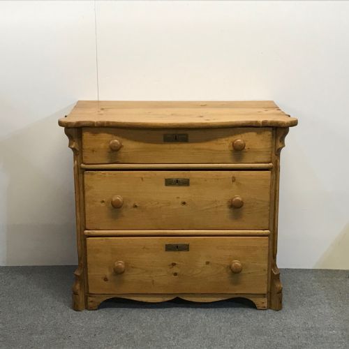 Small Antique Pine Chest of Drawers