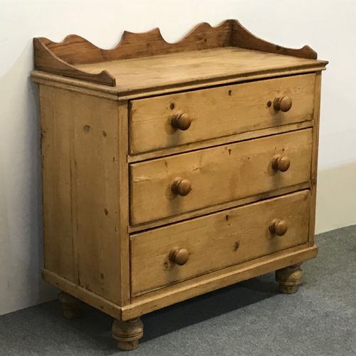 fig 1. Edwardian Pine Chest of Drawers