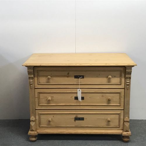 Antique Pine Chest of Drawers C.1915
