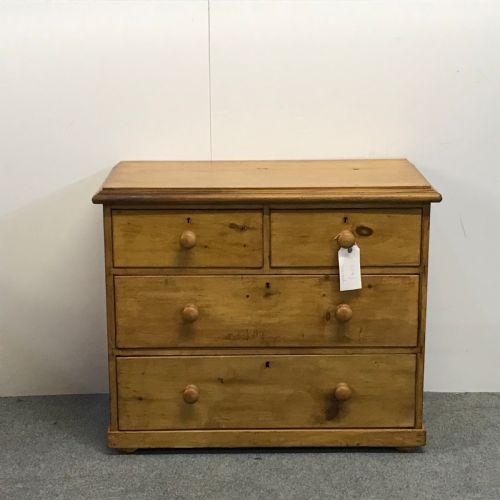 Small Victorian Pine Chest of Drawers