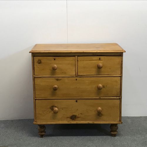 Small Victorian Polished Pine Chest of Drawers