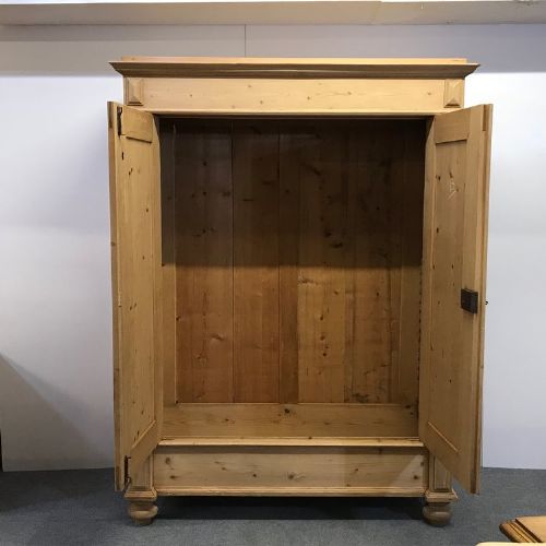 fig 1. DEEP DOUBLE ANTIQUE PINE WARDROBE WHICH DISMANTLES