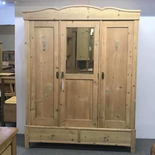 Large Antique Pine Triple Door Wardrobe (Dismantles)
