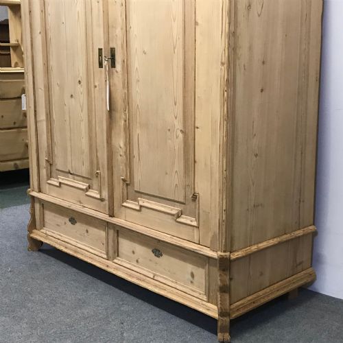 BEAUTIFUL 1800'S LARGE DOUBLE PINE WARDROBE DISMANTLES - ADDITIONAL PHOTO 6