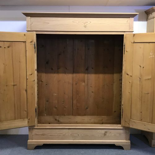 fig 1. A DEEP DOUBLE ANTIQUE PINE WARDROBE (DISMANTLES)