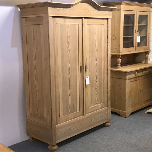 fig 1. DEEP ANTIQUE DOUBLE WARDROBE WITH ARCHED TOP (DISMANTLES)