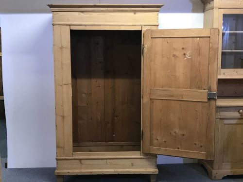 fig 1. LATE 1800's DEEP SINGLE DOOR WARDROBE (DISMANTLES)