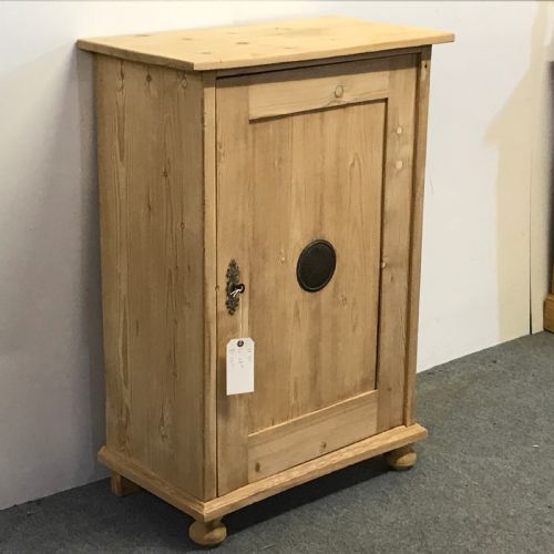 fig 1. LOVELY EXAMPLE OF A SMALL ANTIQUE LARDER CUPBOARD