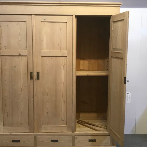 fig 1. Large Triple Door Antique Pine Wardrobe (Dismantles)