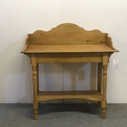 Attractive Victorian Pine Washstand