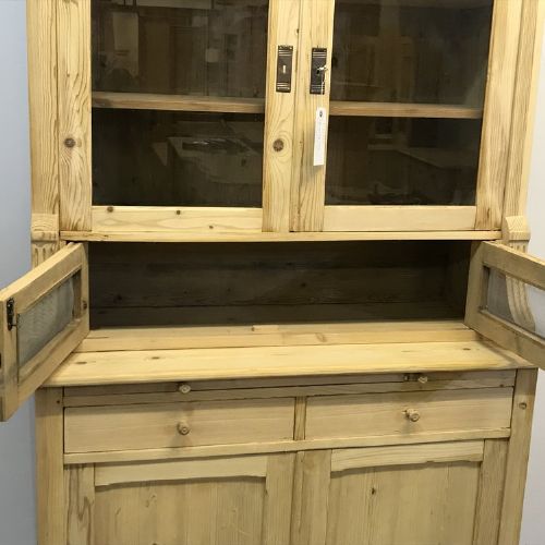 fig 2. LARGE ANTIQUE PINE FARMHOUSE DRESSER