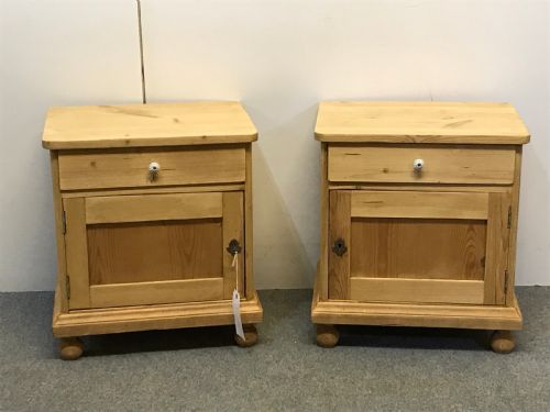 Pair of Wide & Low (Dumpy) 1920'S Pine Bedside Cupboards