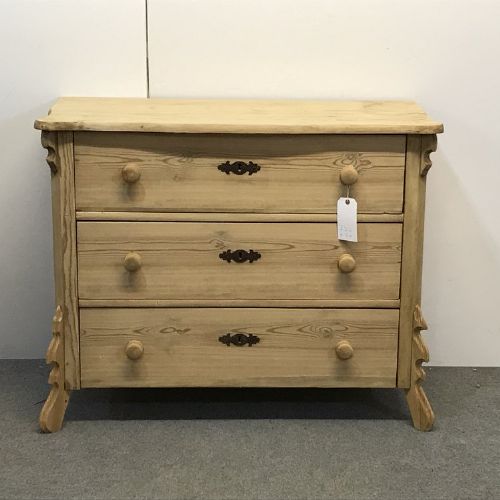 Continental Old Pine Chest of Drawers