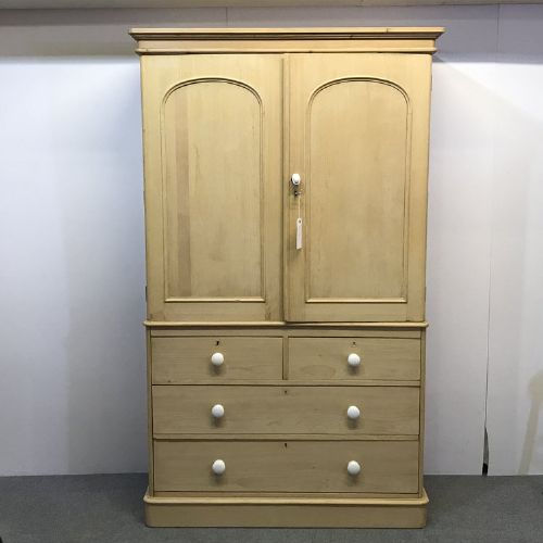 Victorian Pine Linen Press