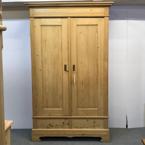 Antique Tall Wardrobes The Uk S Largest Antiques Website