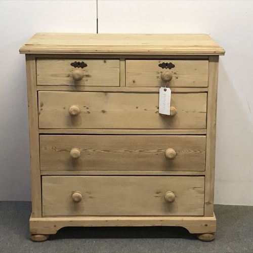 Edwardian English Pine Chest of Drawers